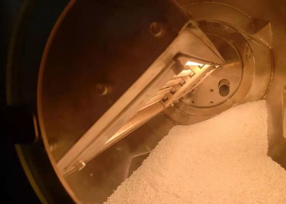 ペットMasterbatchの結晶化のドライヤー、速い変更色、群生無しのプラスチック餌のドライヤー、赤外線乾燥器