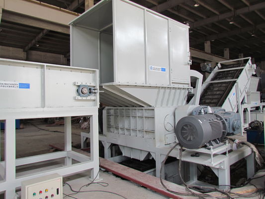 22*2kw 20rpmの固形廃棄物二重シャフトのシュレッダー機械