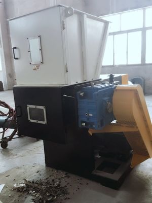 500kg/h ABSはプラスチック不用な寸断機械をひとまとめにする