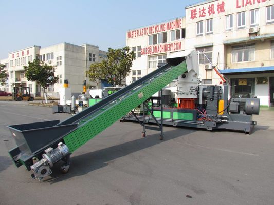 380V 50HZの単一ねじプラスチック粒状になるライン