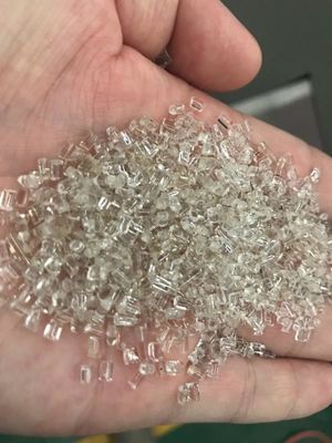 一致の支柱が付いている1200r/Min 1.1kwのプラスチック粒状になるライン