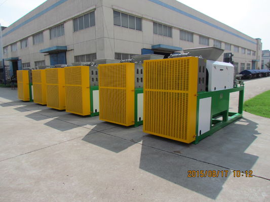 プラスチック リサイクルのための110kw 1000kg/hのペレタイジングを施す機械