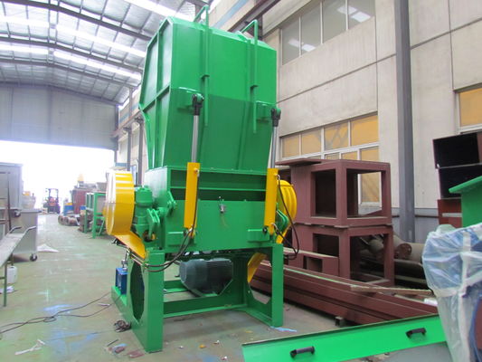 1500kg/H 90kwのPEはプラスチック粉砕機機械を撮影する